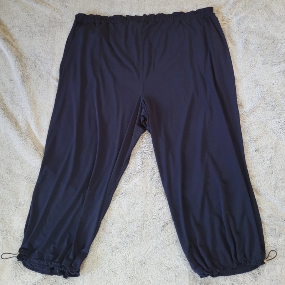 Susan Graver Size 4X Navy Liquid Knit Crop Pants Paracord Leg Elastic Waist